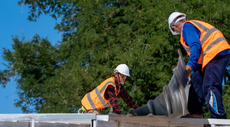 Professional residential roofers in Timewell, IL